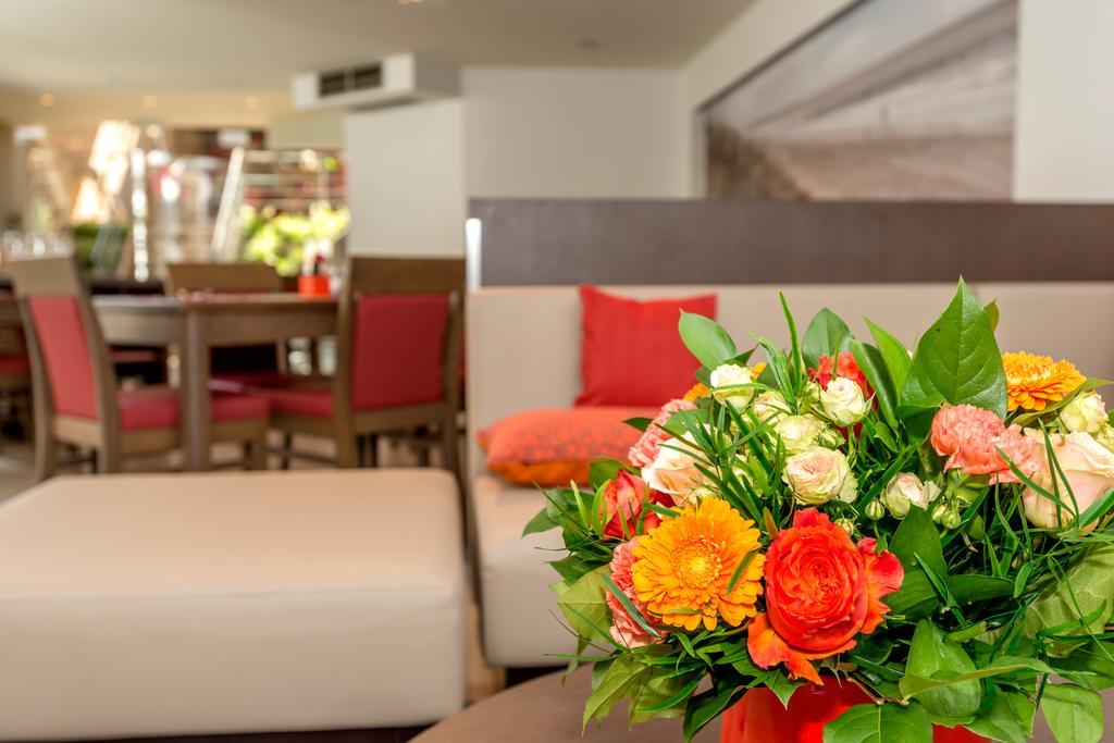 Hotel Adagio Knokke-Heist Exterior photo